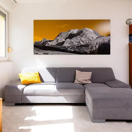 Spacious With Balcony - Private Garage Parking
